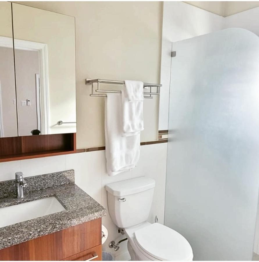 Paradise Oasis At Oceanpointe - Pool And Free Parking 루세아 외부 사진